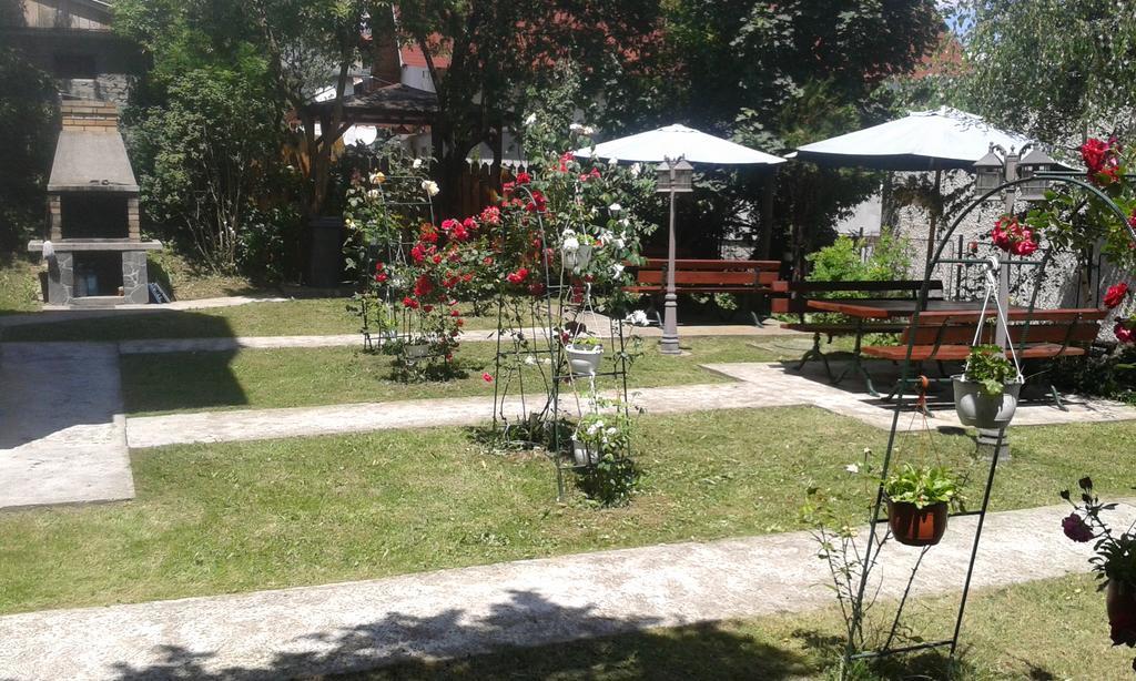 Pensiunea Micsunica Синая Экстерьер фото